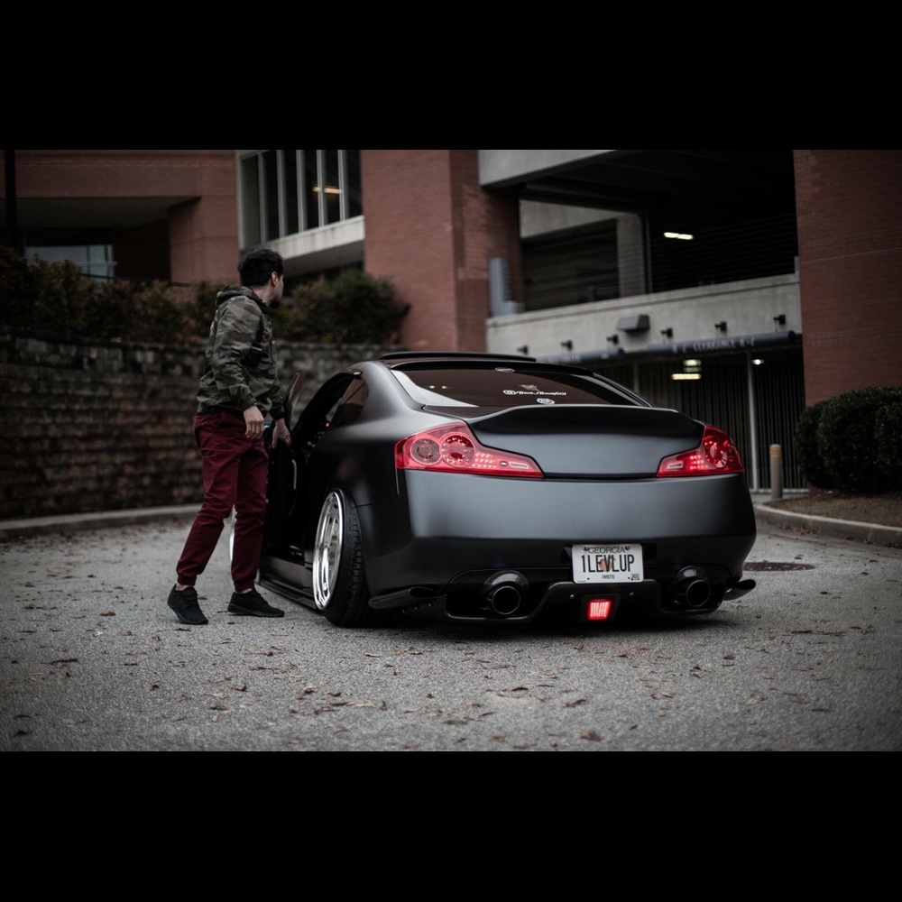 Meet your Posher, Carlos